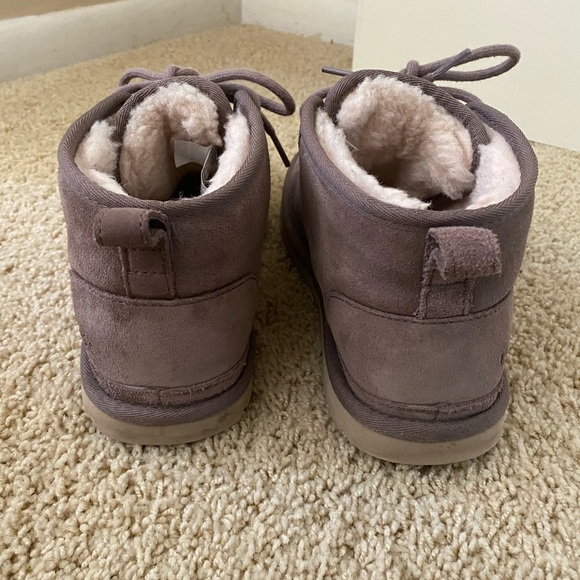 Women’s Neumel Uggs - Picture 3 of 8